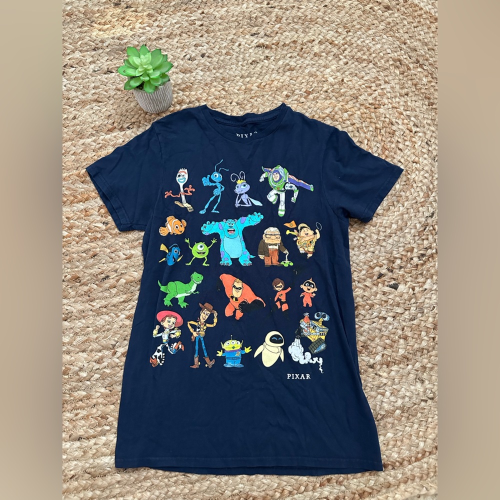 DISNEY PIXAR CHARACTER GRAPHIC TEE